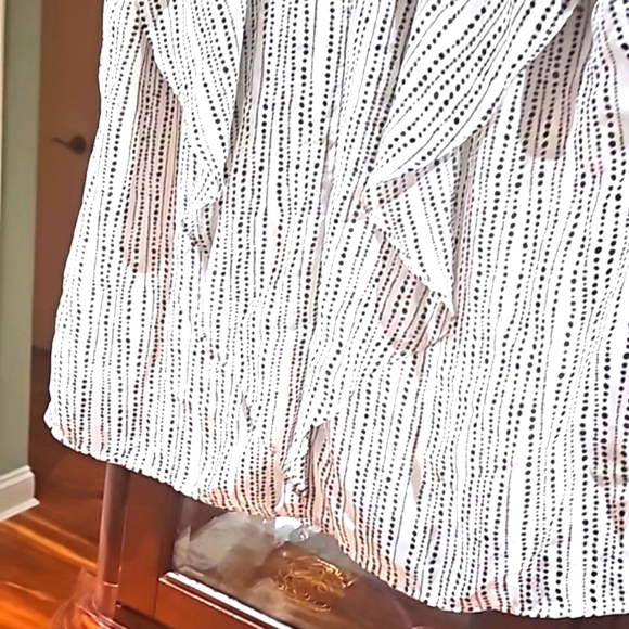 AB STUDIO BLOUSE White with black stripes dots large - Picture 6 of 8